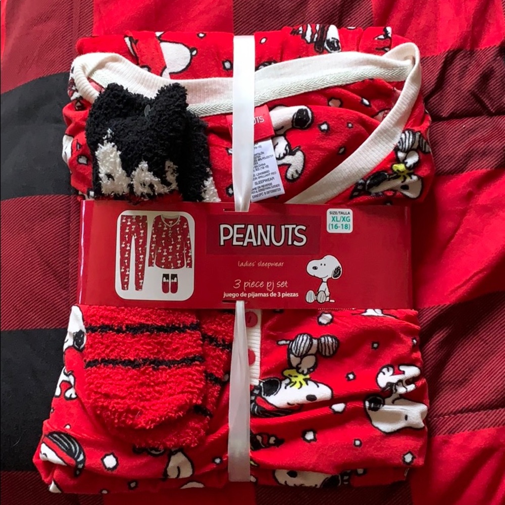 Peanuts Women’s PJ Set